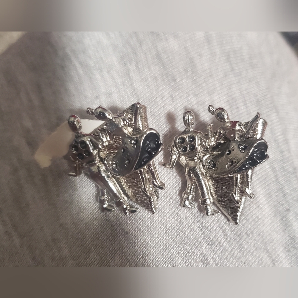 Vintage Dancing Couple Collar Clips NEW!